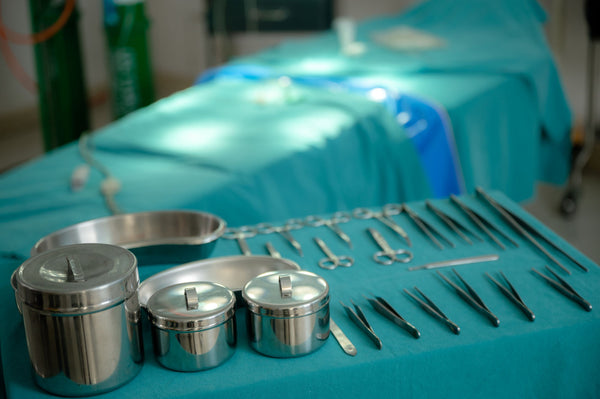 The Role of High-Quality Surgical Instruments in Reducing Postoperative Complications